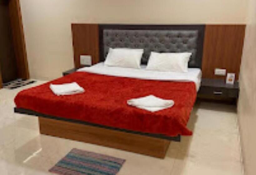 בית מלון כפרי Mtdc Wardha Resort