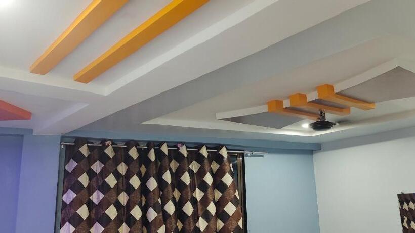 בית מלון כפרי Munde Palace