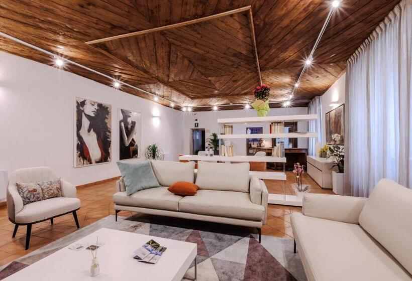 ホテル Palazzo Della Città