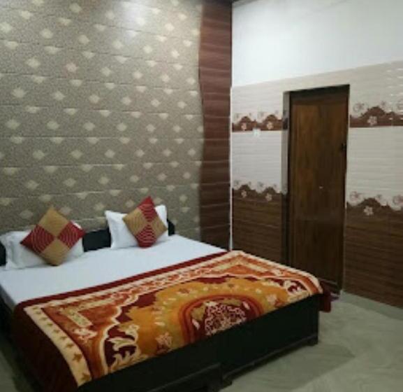 فندق Radha Krishna Dham Beside Iskon Gowsala,vrindavan