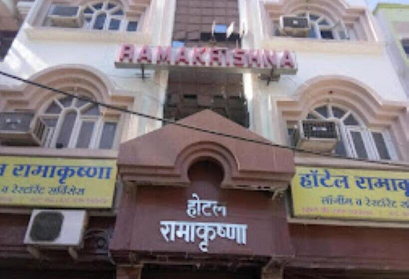 ホテル Ramakrishna, Wardha