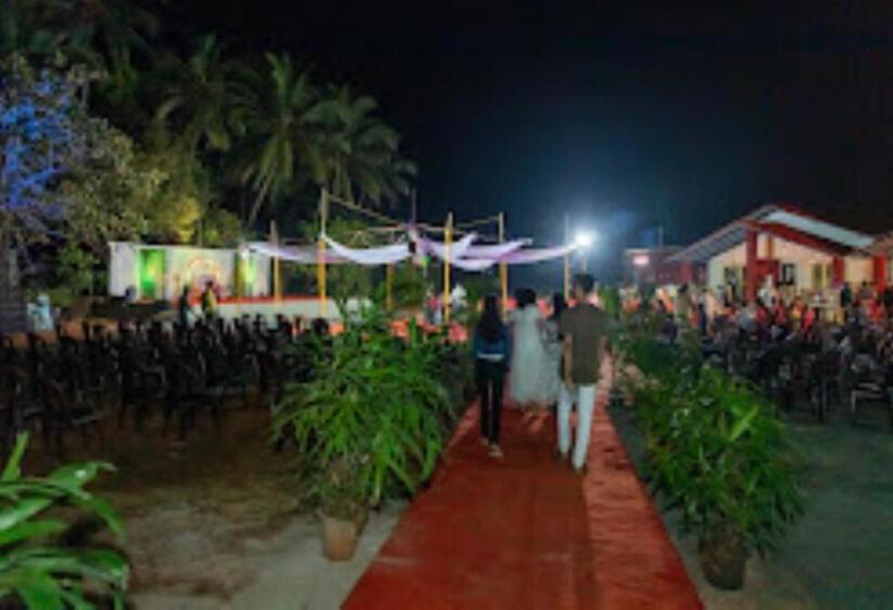 Hotel Rehoboth Resort, Malvan