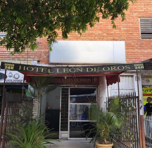 هتل Rey Leon De Oros