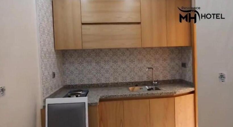 בית מלון כפרי Résidence Mh Hôtel