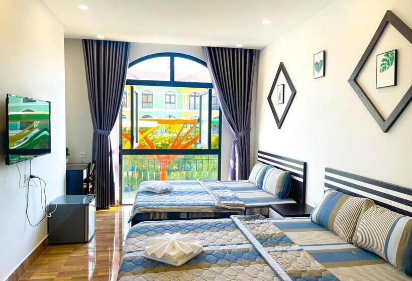 هتل Santoni Homestay