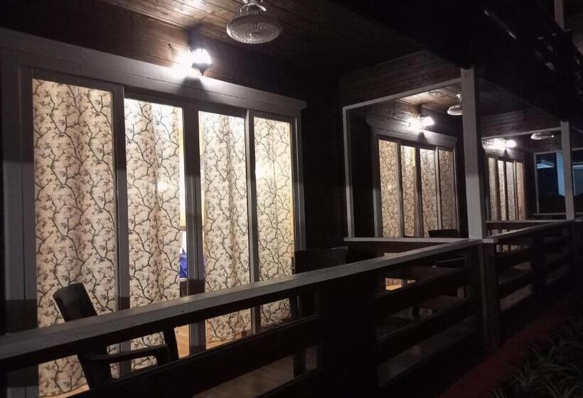 فندق Satva Cottages