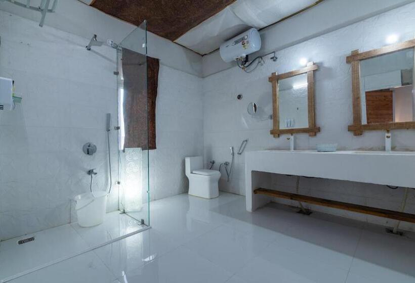 בית מלון כפרי Shalom Corbett’s Hillside Hideaway