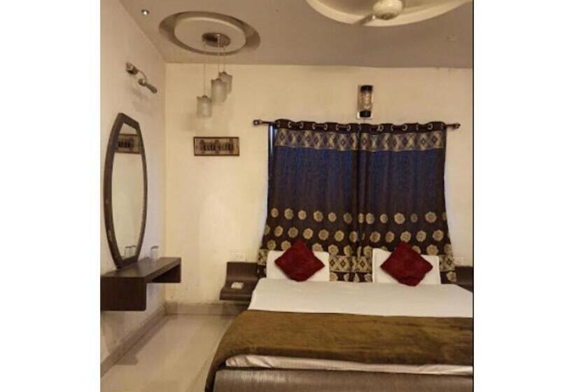 בית מלון כפרי Shiva, Sehore, M.p