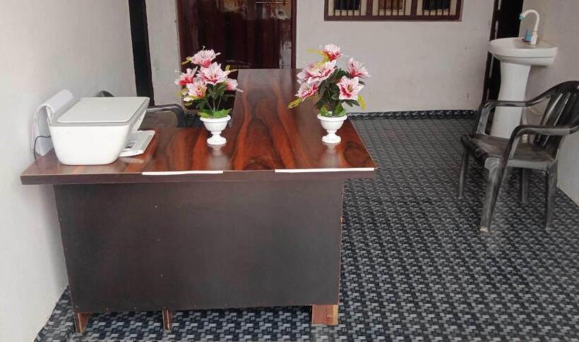 酒店 Spot On Bhati Classic Oyo