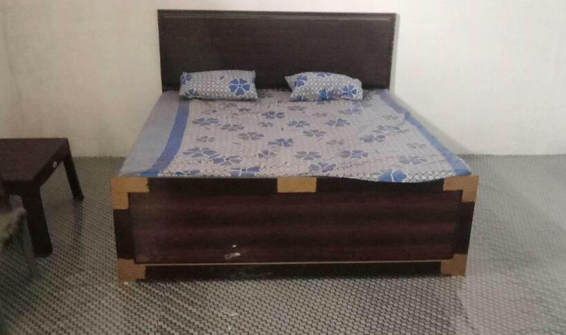 酒店 Spot On Bhati Classic Oyo