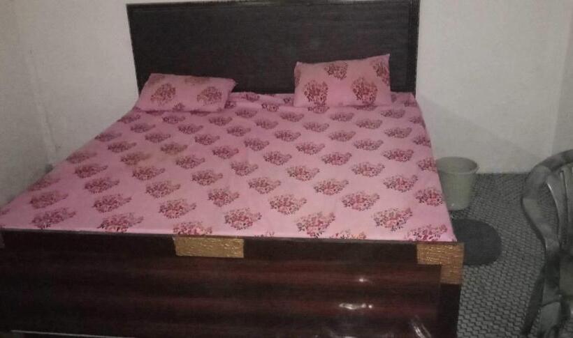 酒店 Spot On Bhati Classic Oyo