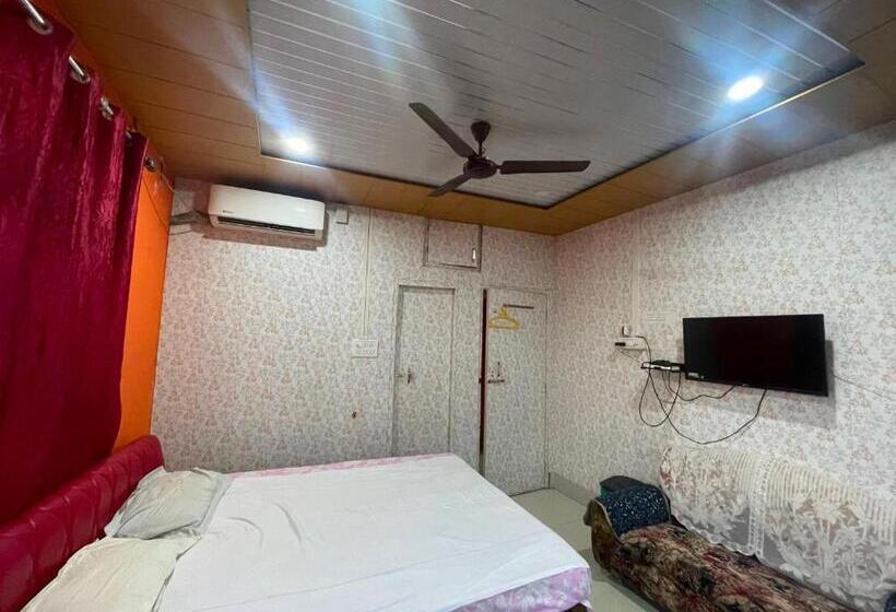 فندق Spot On Usa