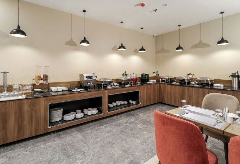 בית מלון כפרי Starlit Suites Newtown Kolkata