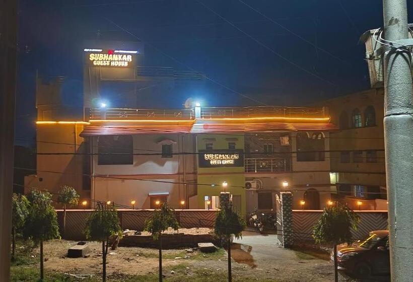 Отель Subhankar Guest House