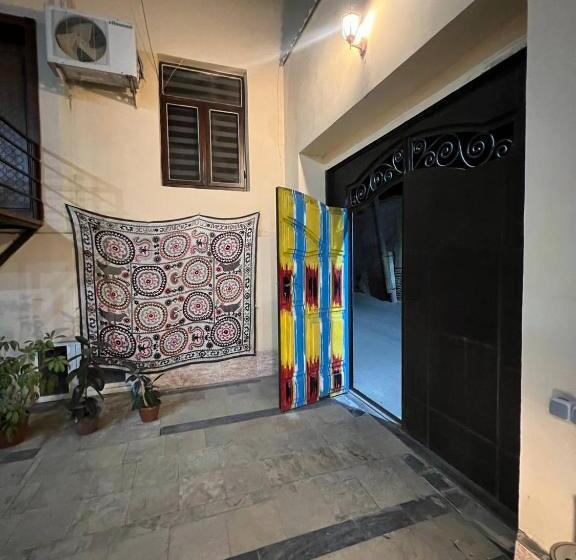 فندق Tapchan Guest House