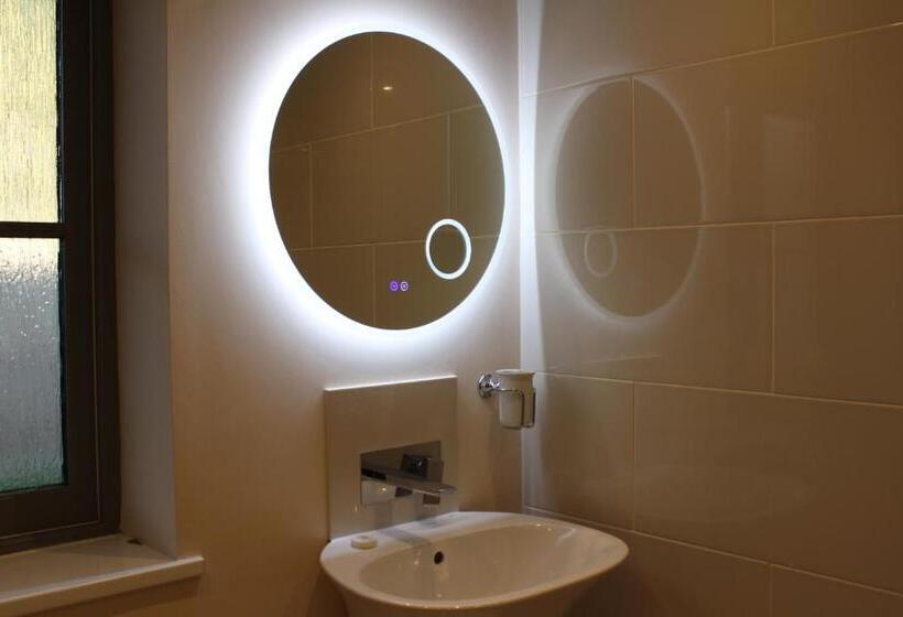 ホテル The Kings Head Inn, Norwich   Aa 5 Star Rated