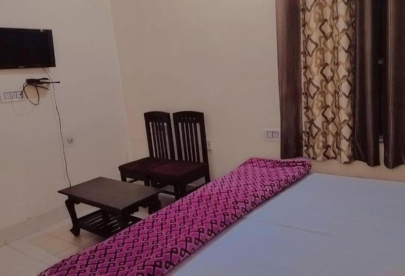 Отель Tiger Guest House & Restaurant