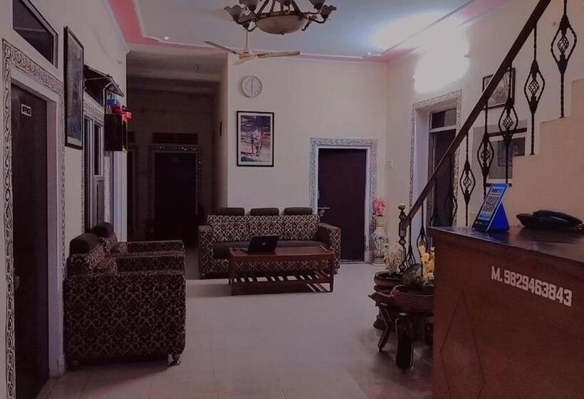 Отель Tiger Guest House & Restaurant