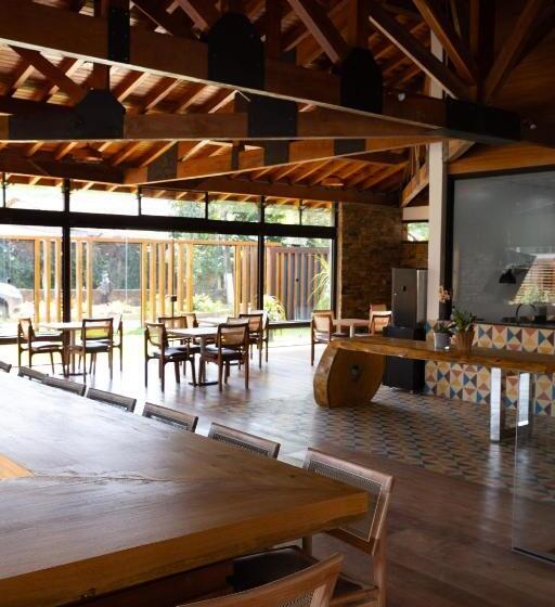 Отель Tiradentes Boutique