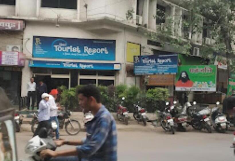 בית מלון כפרי Tourist Resort Jalgaon