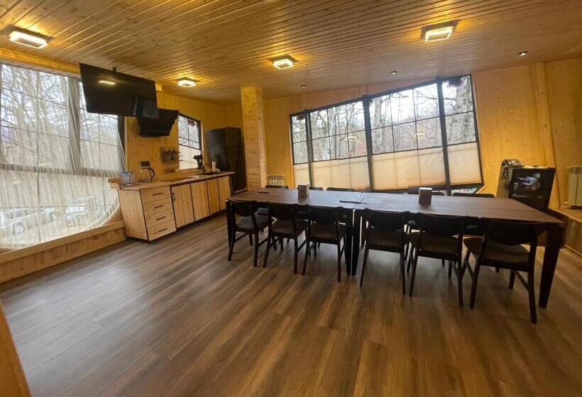 هتل Vak Resort Dilijan