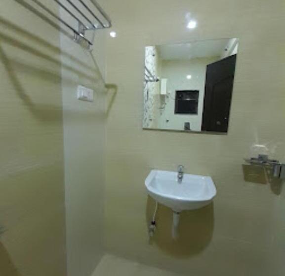 ホテル Vardan Residency, Ratnagiri