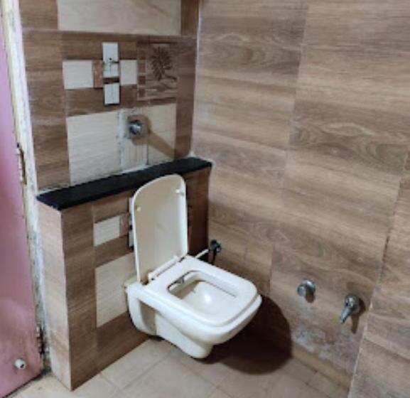 בית מלון כפרי Venus International