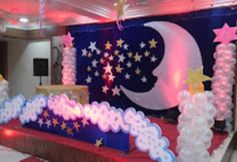 בית מלון כפרי Venus International