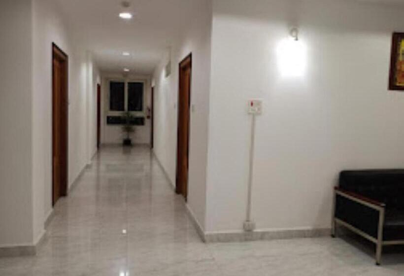 ホテル Vivor Kohima