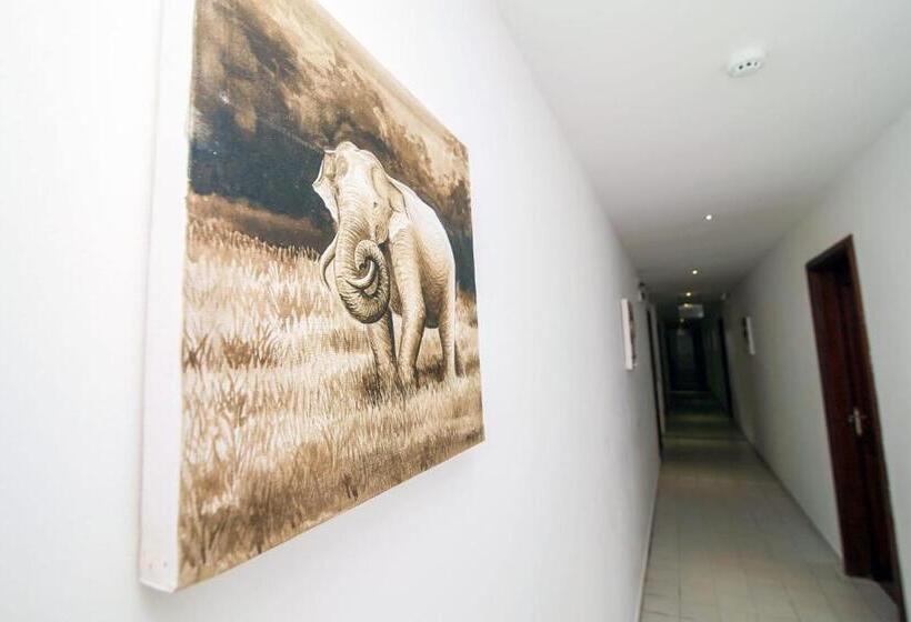 Отель Wewala Beach