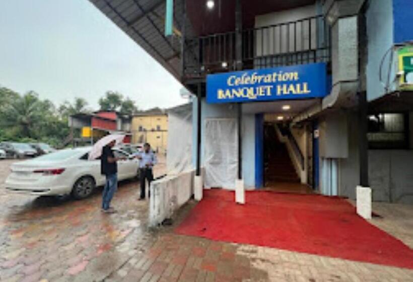 فندق Z Square Bicholim Goa