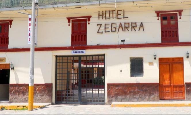 هتل Zegarra