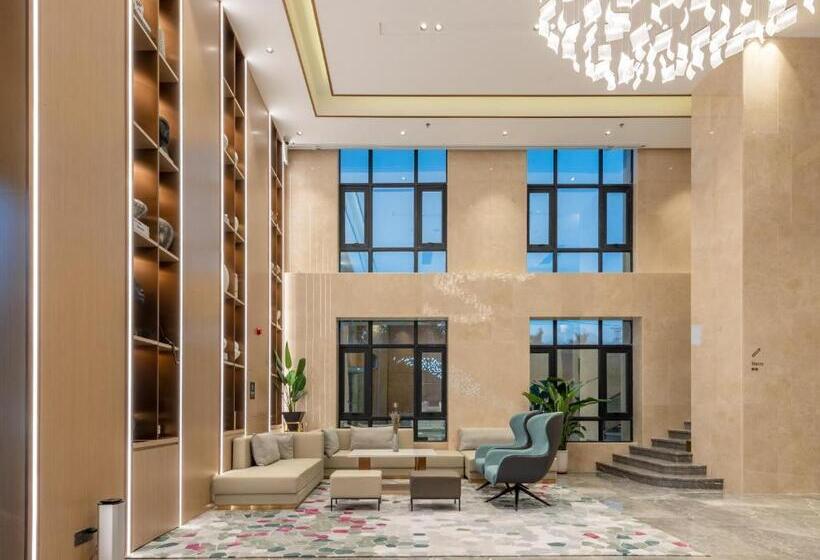 Lavande Hotel Chaoshan International Airport