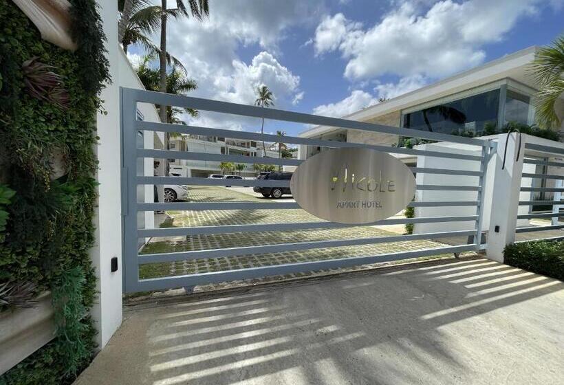 Los Peacocks   Premier Accommodations