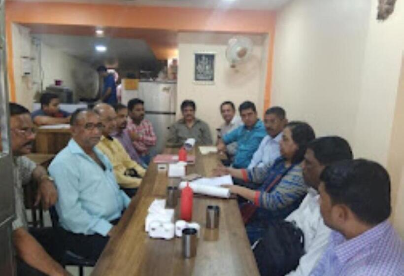 New Hotel Shalimar Jalgaon