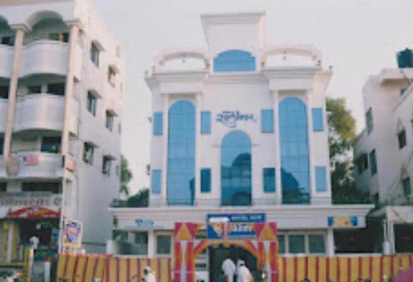 New Hotel Shalimar Jalgaon