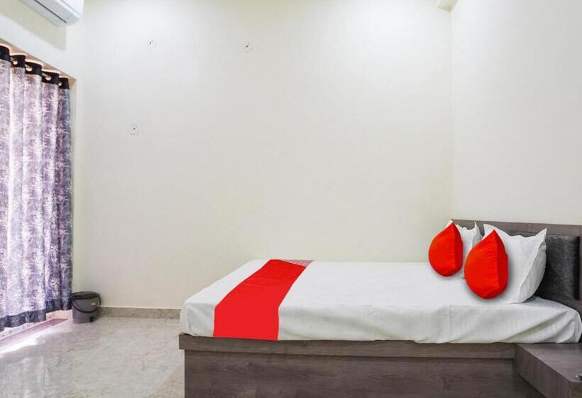 Oyo Hotel Diamond Plaza