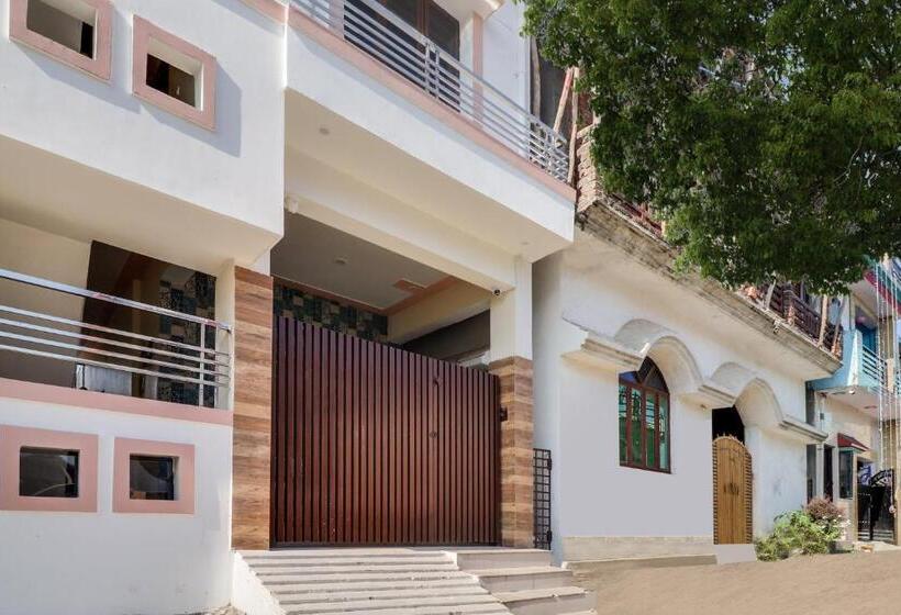 Oyo Hotel Divine Home