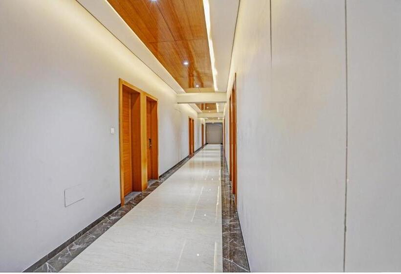 Oyo Hotel Shiv Plaza