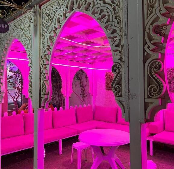 ペンション شاليهات دريم لاند شاليه ٢