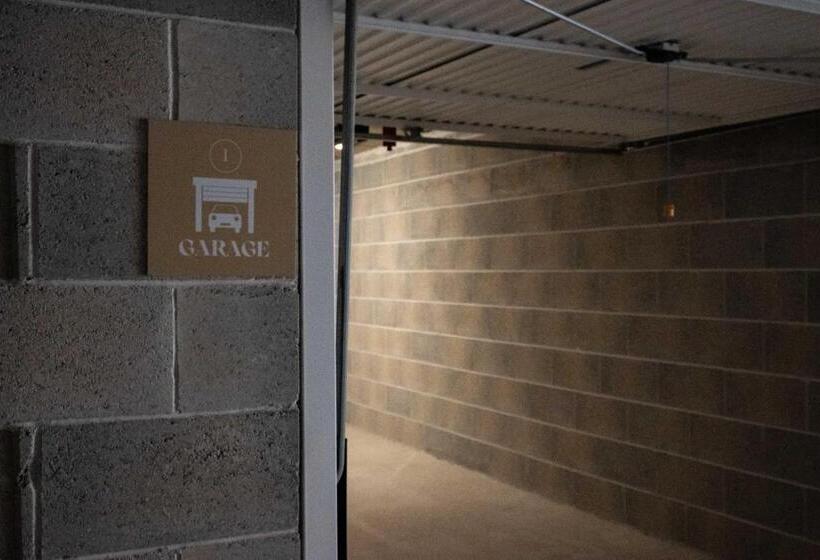 פנסיון Ansiro Rooms Home Business