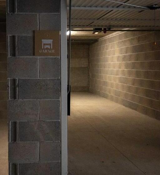 פנסיון Ansiro Rooms Home Business