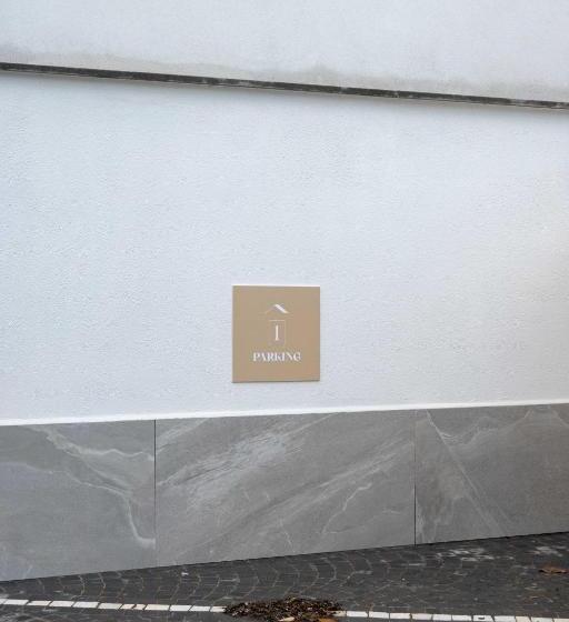 פנסיון Ansiro Rooms Home Business