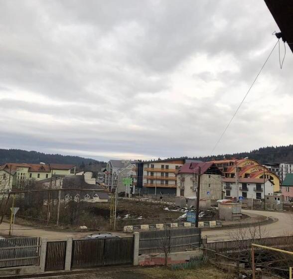 پانسیون Bakuriani Cozy Guesthouse