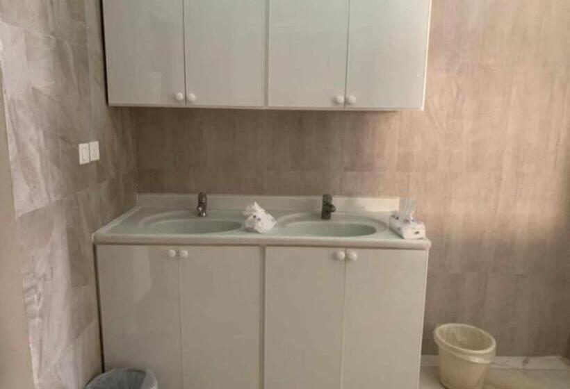 بنسيون Chalet With Living Room 2,khobar,aziziyah