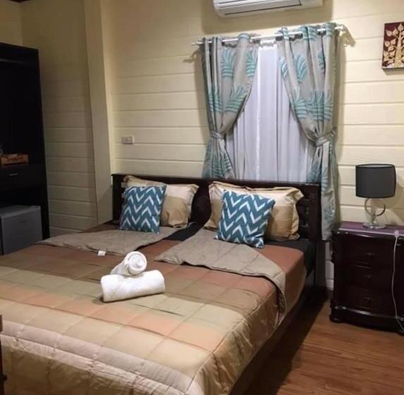 ペンション Granny One Guest House