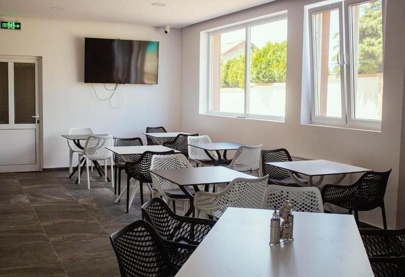 Пансион Guesthouse The Rock