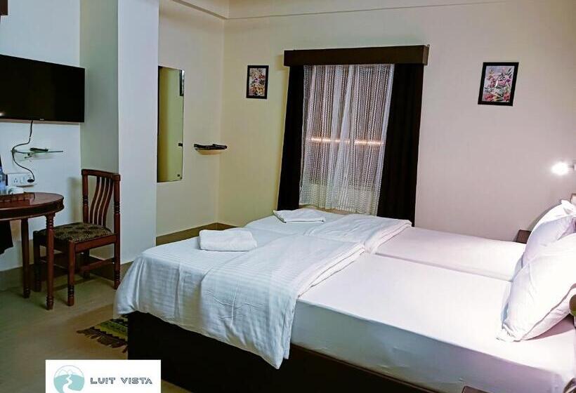 پانسیون Luitvista Guest House