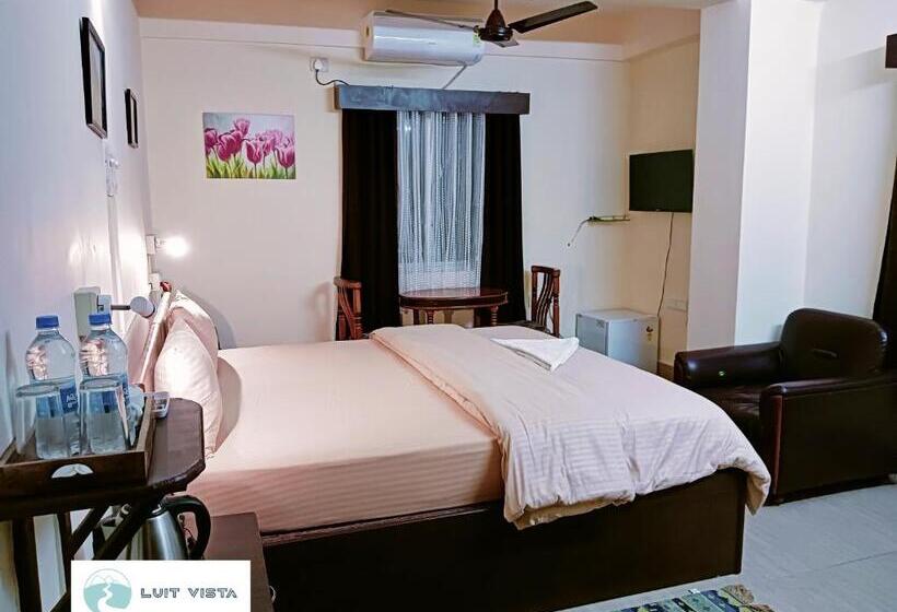 پانسیون Luitvista Guest House