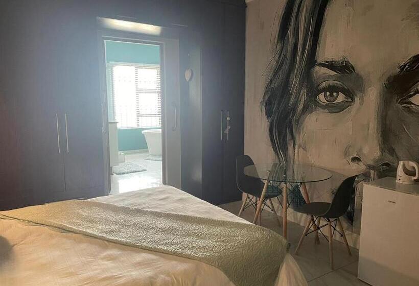 פנסיון Oaktree